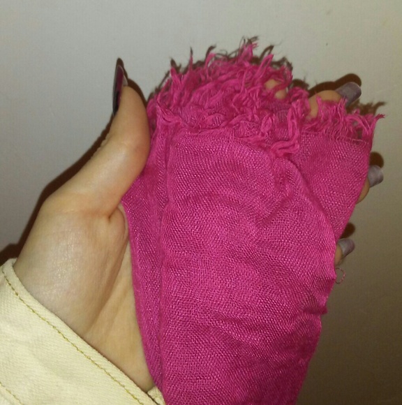 Brand New Sexy Soft Pink Scarf - Picture 3 of 4